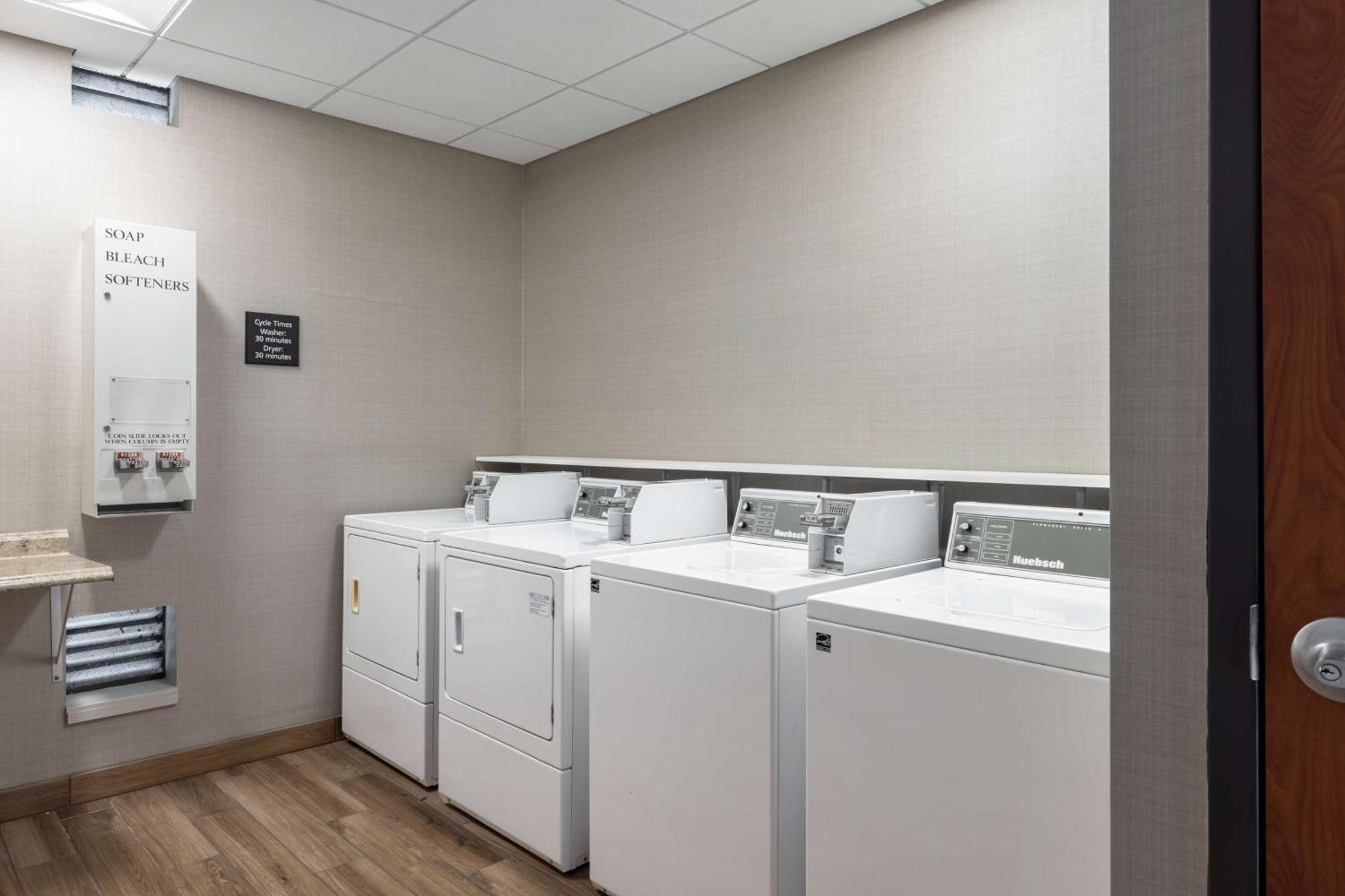 Hampton Inn & Suites Yuba City Exteriör bild